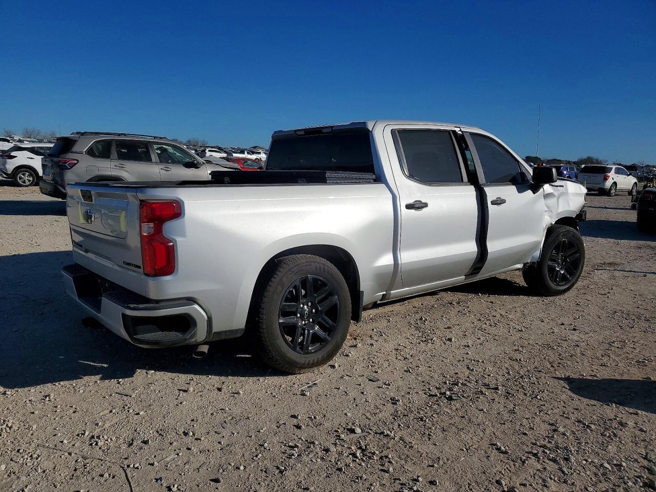 2022 CHEVROLET Silverado