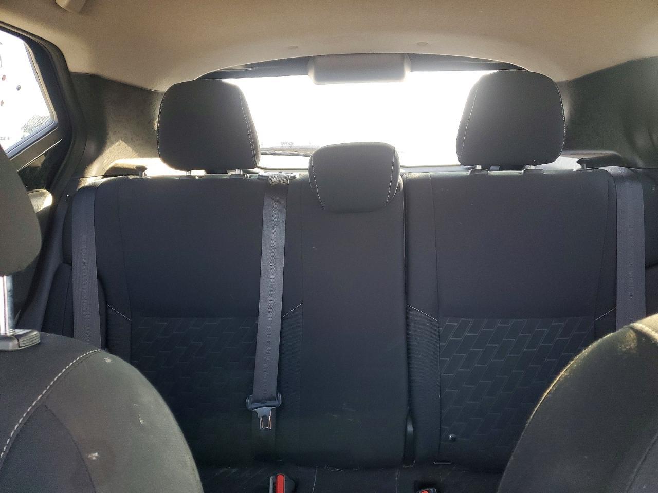 2021 NISSAN KICKS