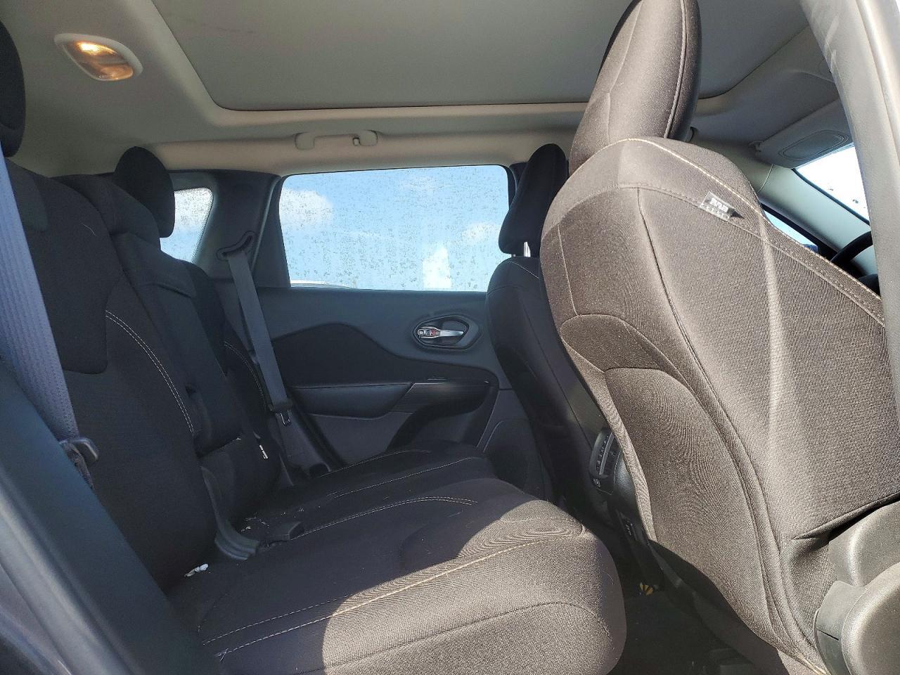 2016 JEEP CHEROKEE