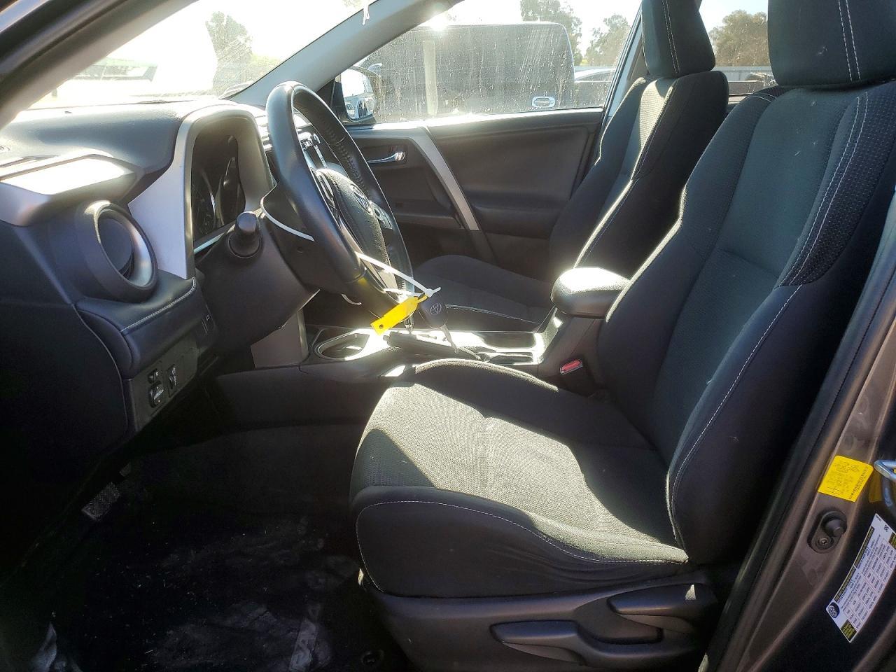 2016 TOYOTA RAV4
