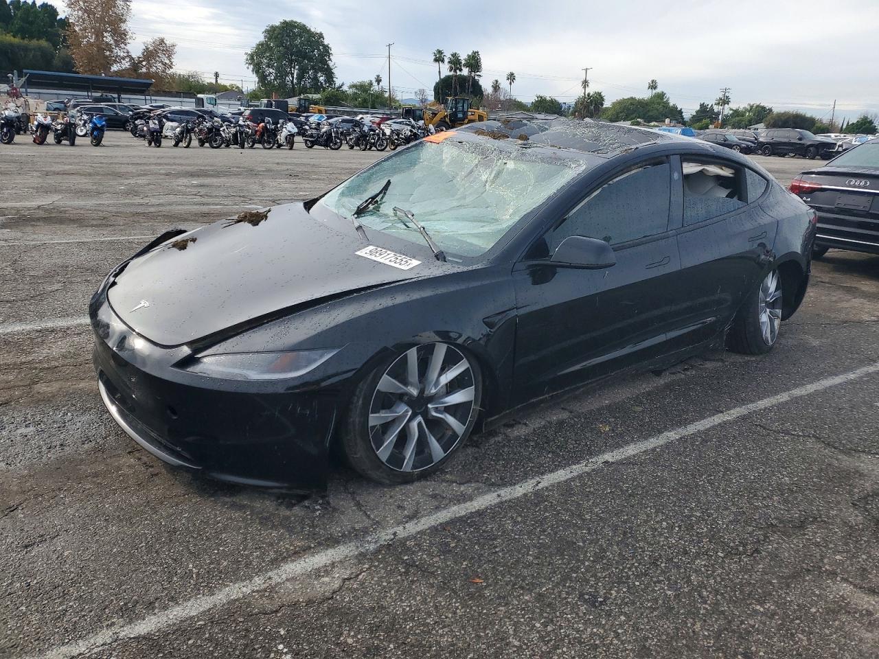 2025 TESLA MODEL 3