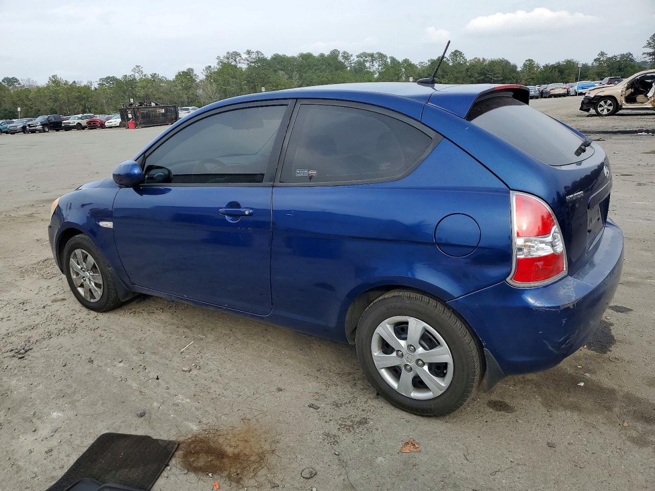 2011 HYUNDAI ACCENT