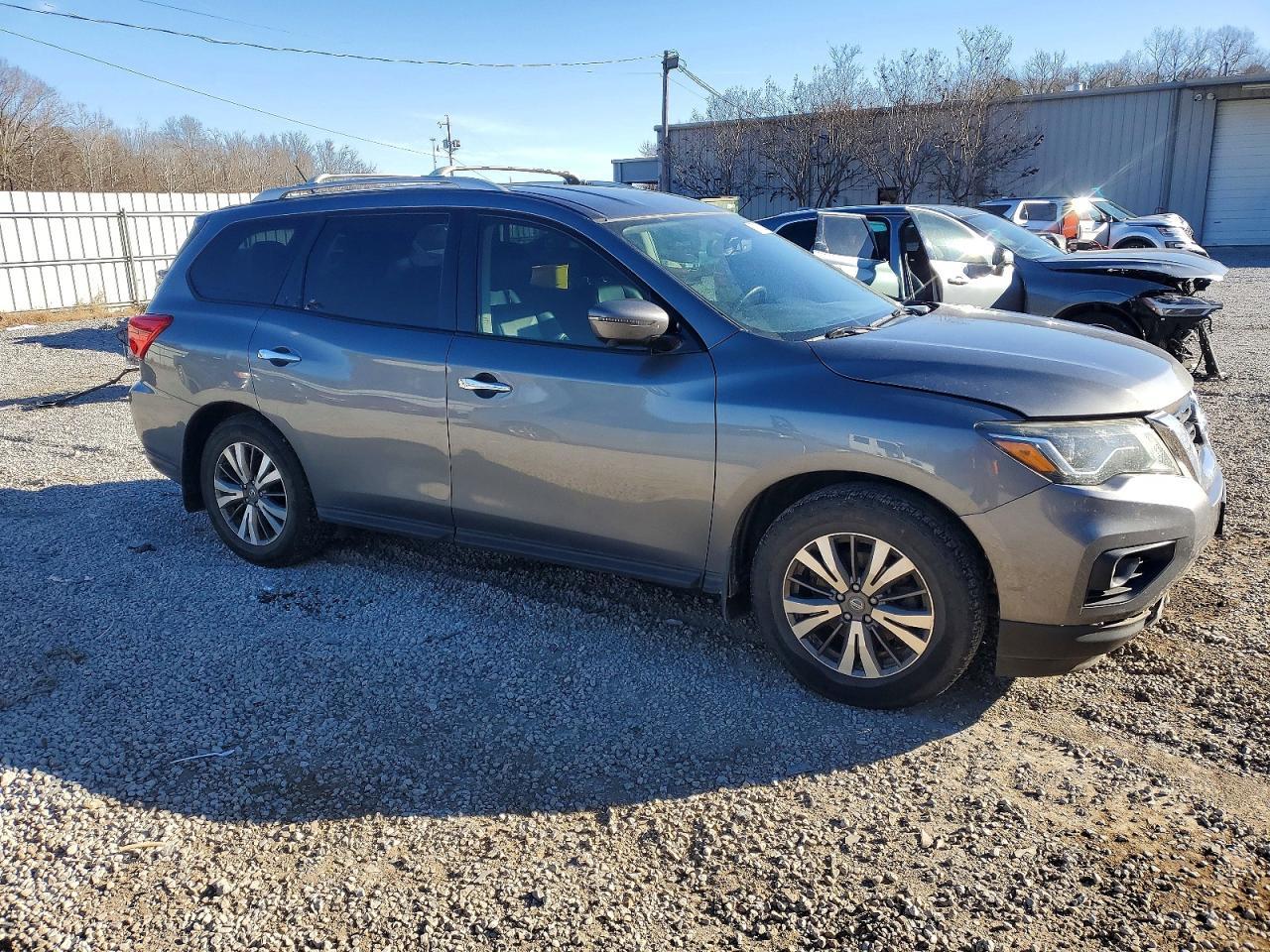 2018 NISSAN PATHFINDER
