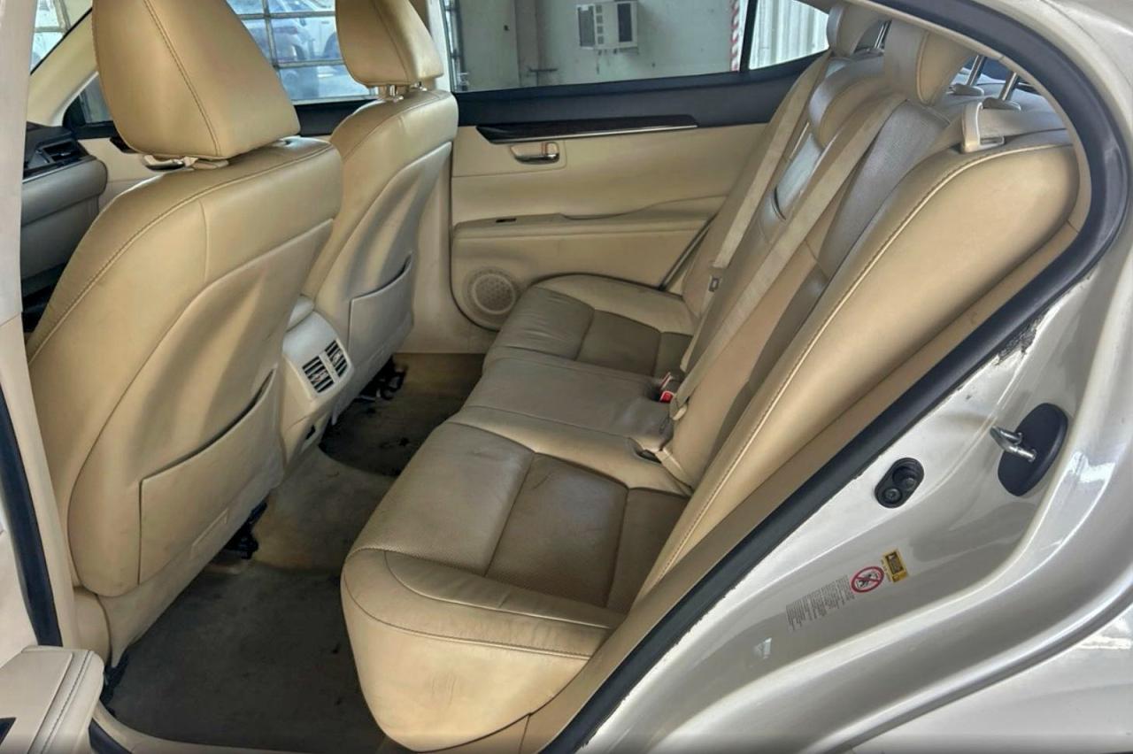 2013 LEXUS ES 350