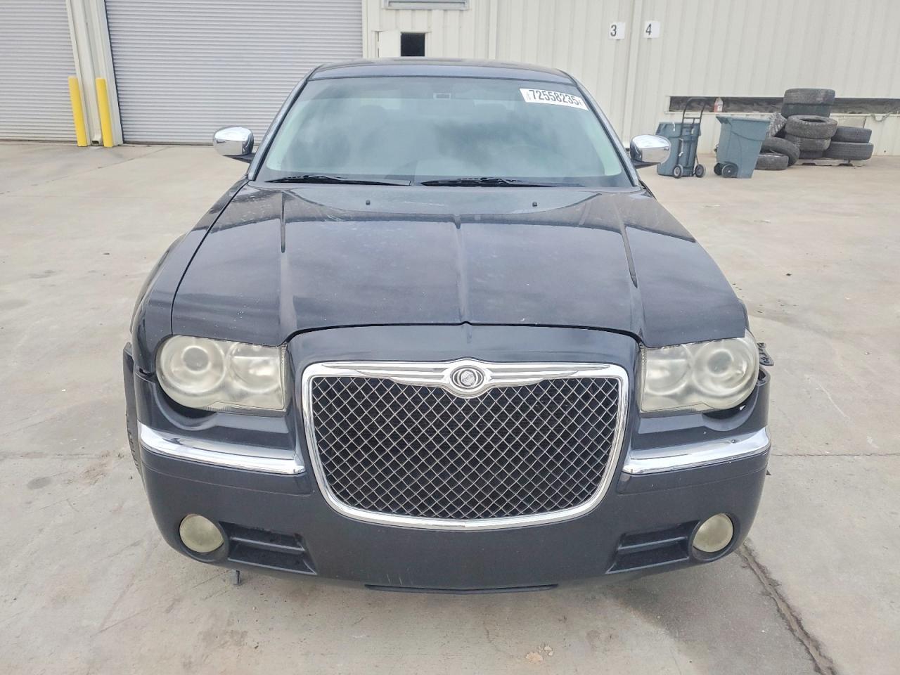2010 CHRYSLER 300