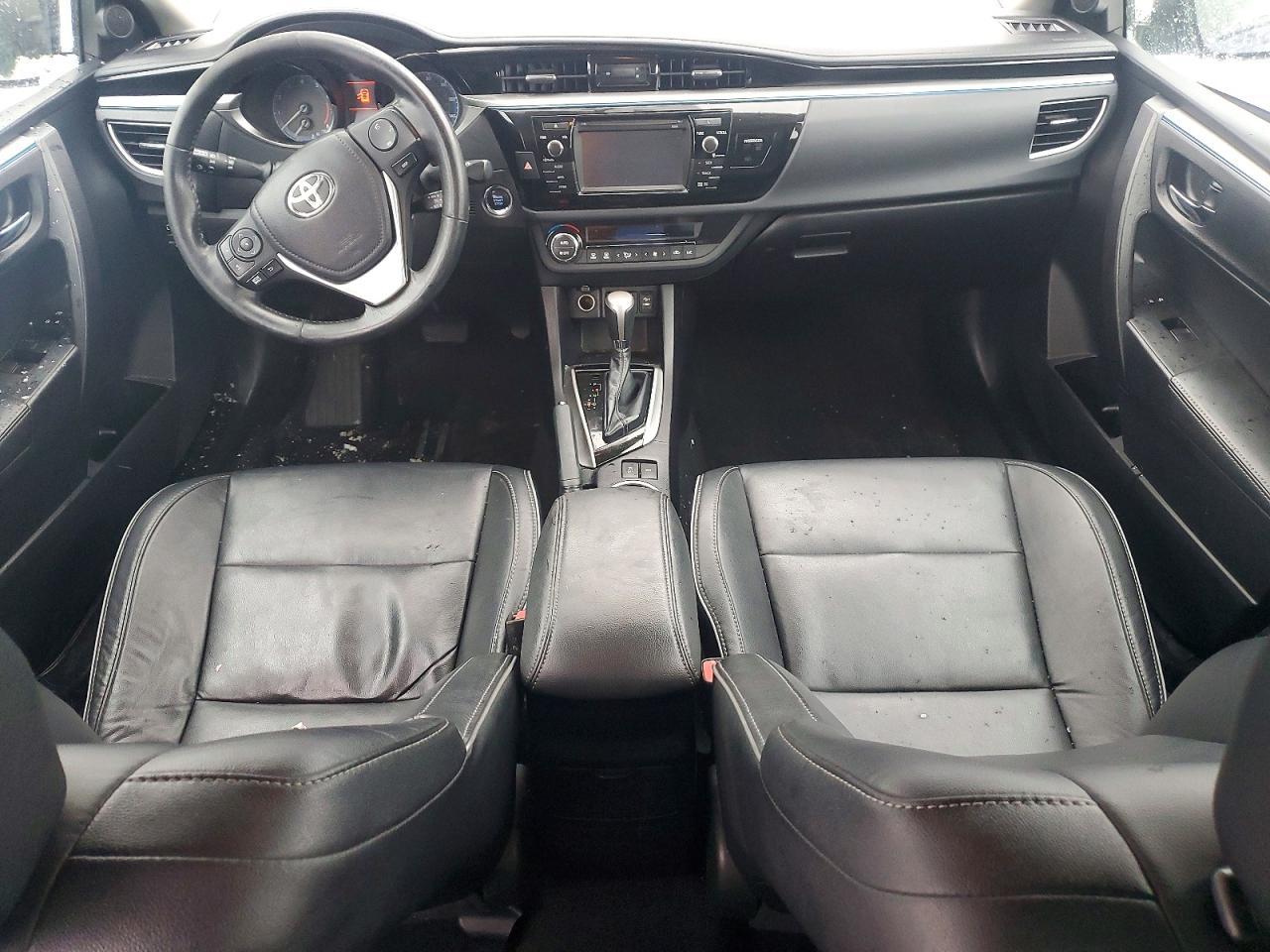 2015 TOYOTA COROLLA