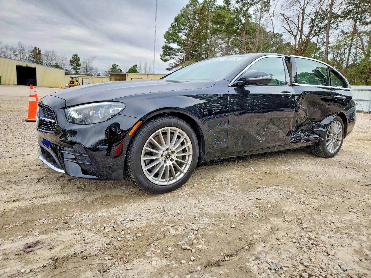 2023 MERCEDES-BENZ E-Class