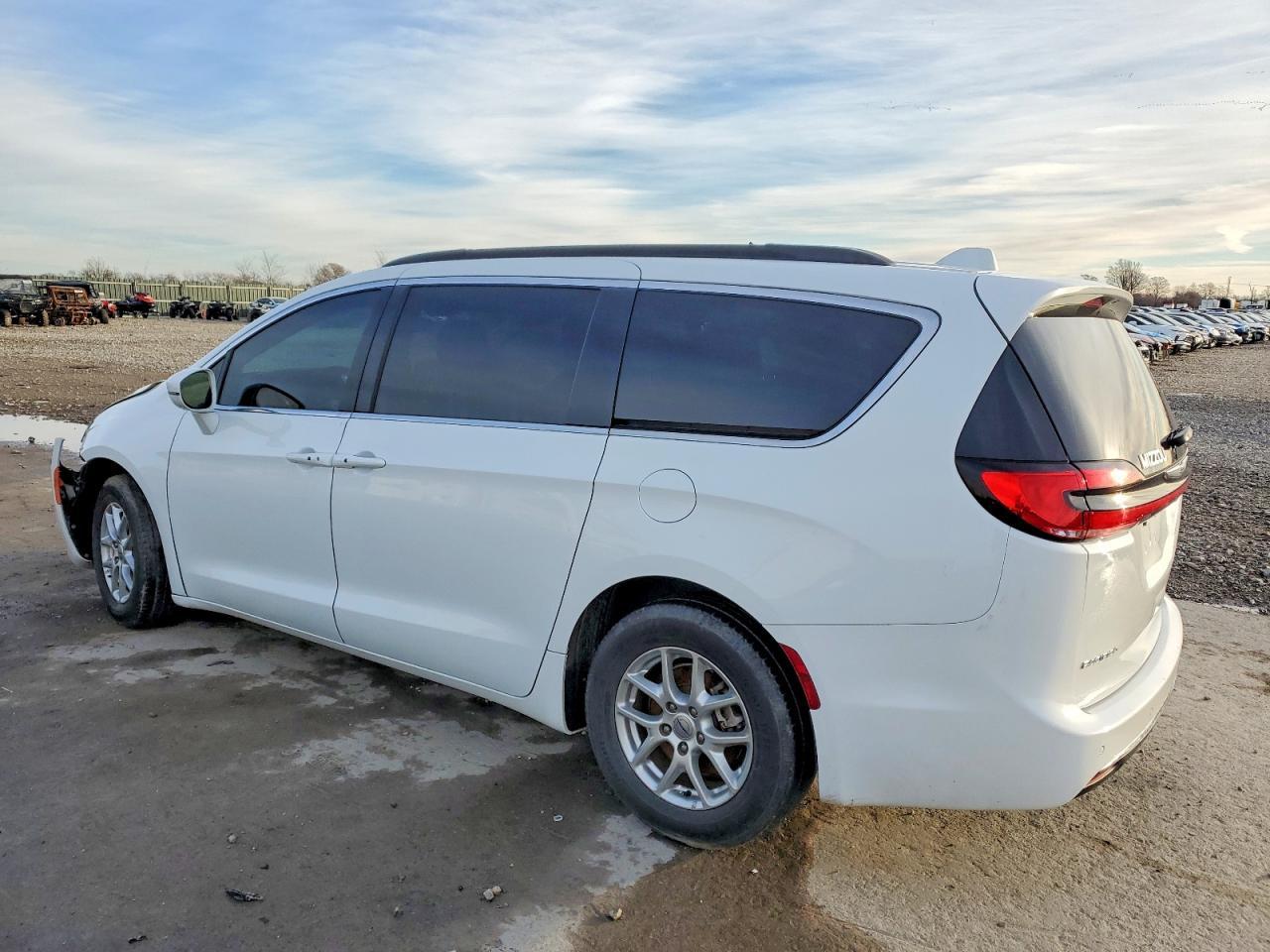 2022 CHRYSLER Pacifica
