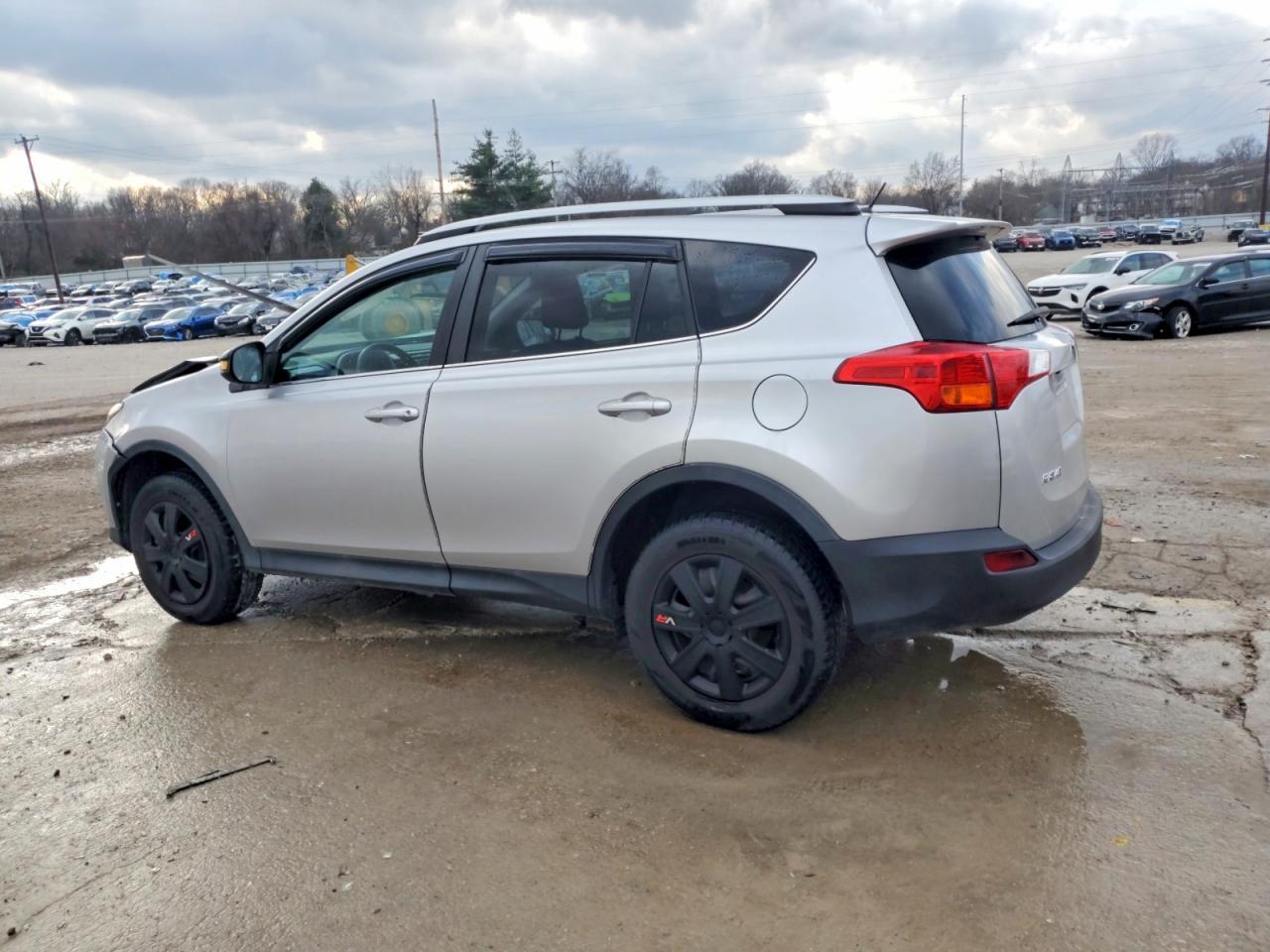 2015 TOYOTA RAV4