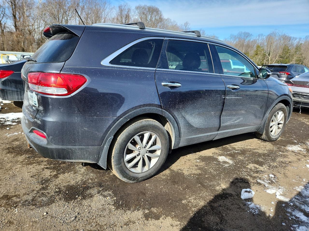 2016 KIA SORENTO
