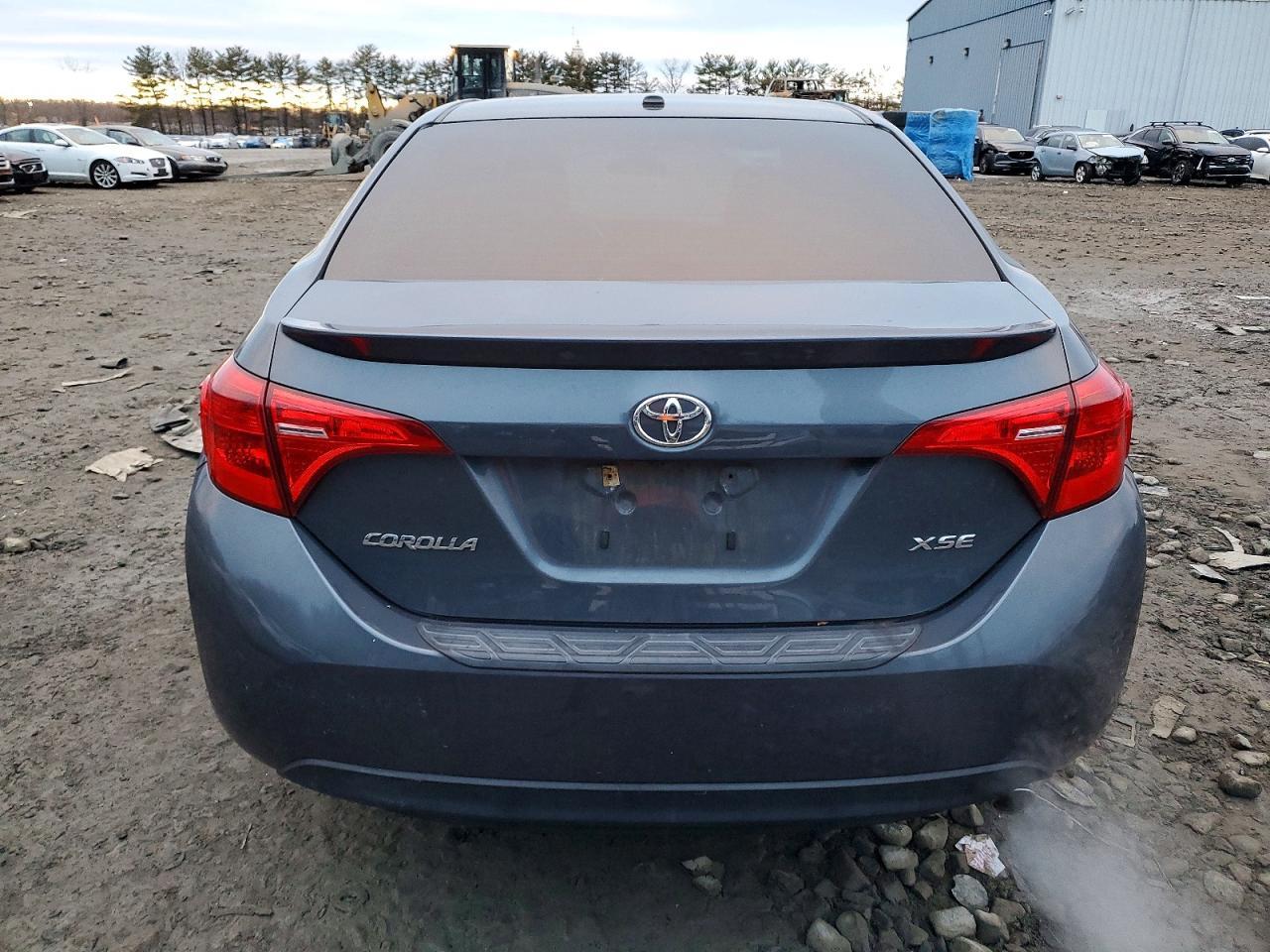 2018 TOYOTA COROLLA