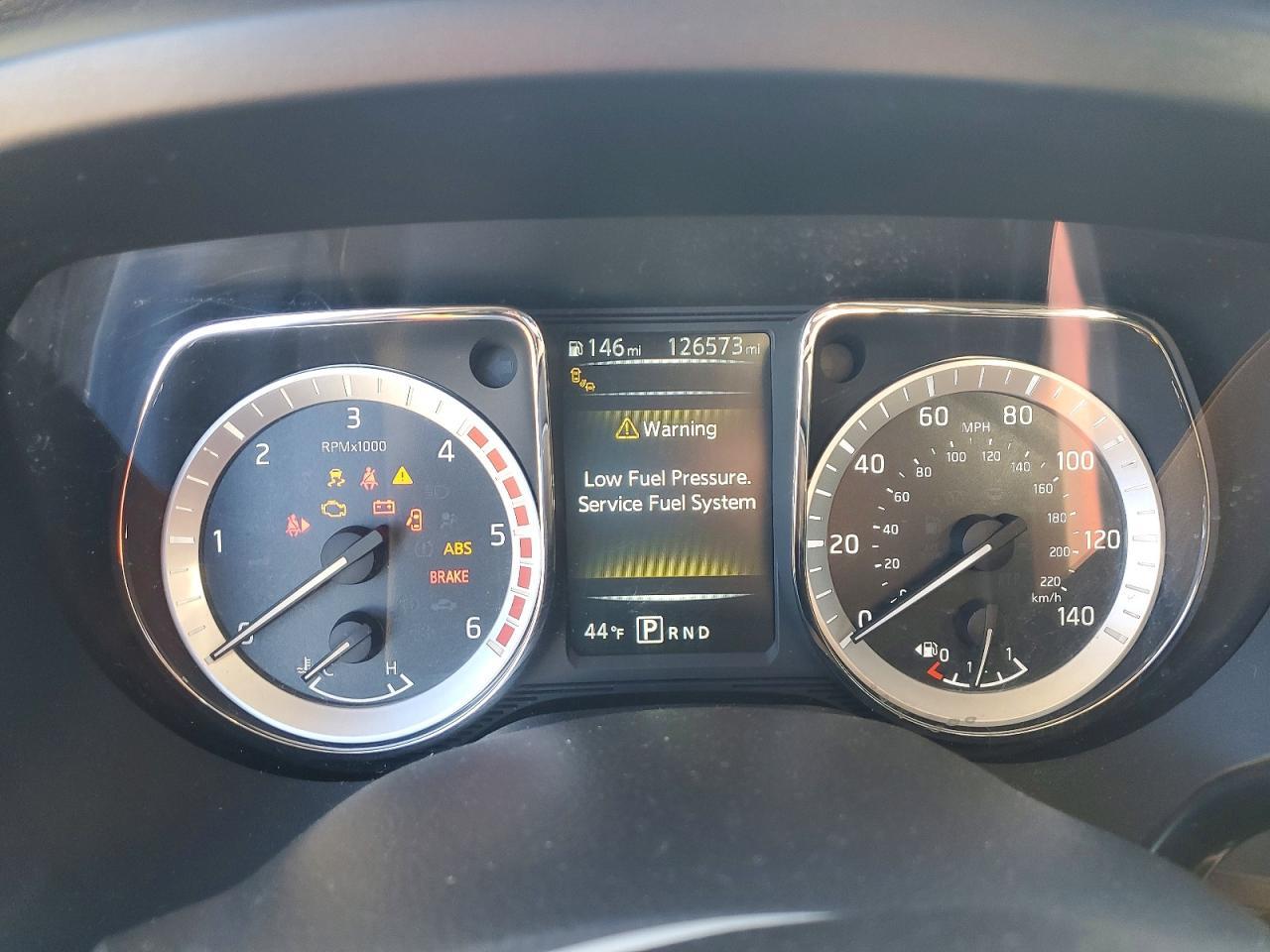2016 NISSAN Titan