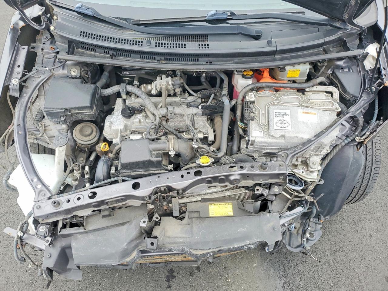 2014 TOYOTA Prius c