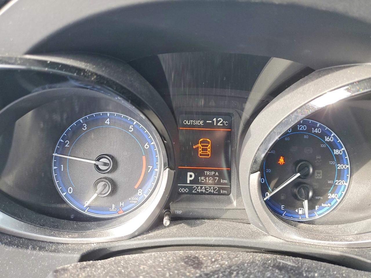 2015 TOYOTA COROLLA
