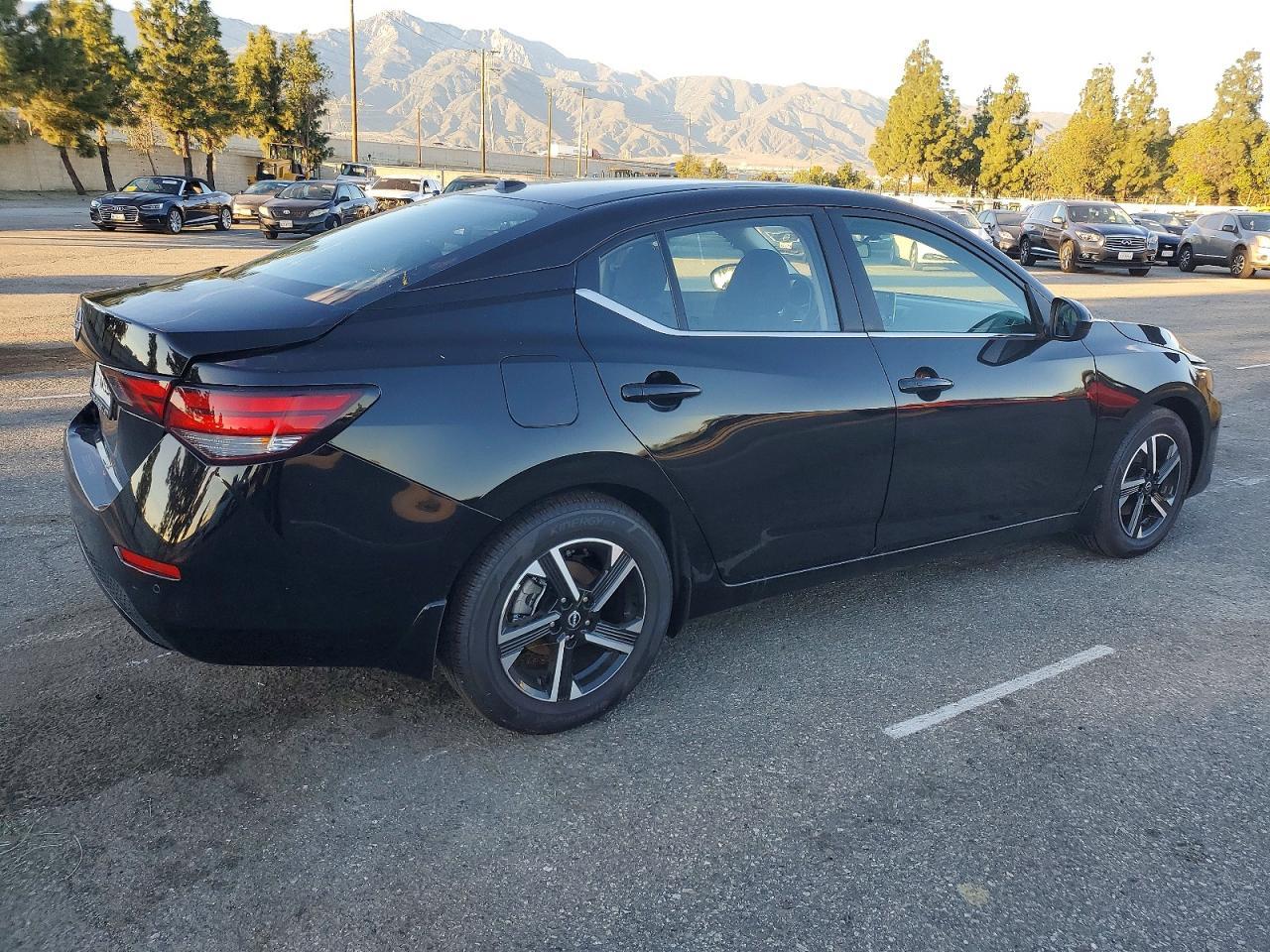 2025 NISSAN SENTRA