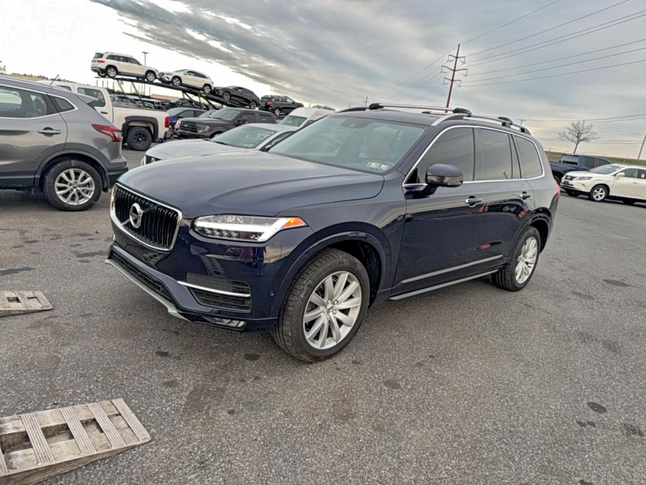 2016 VOLVO XC90