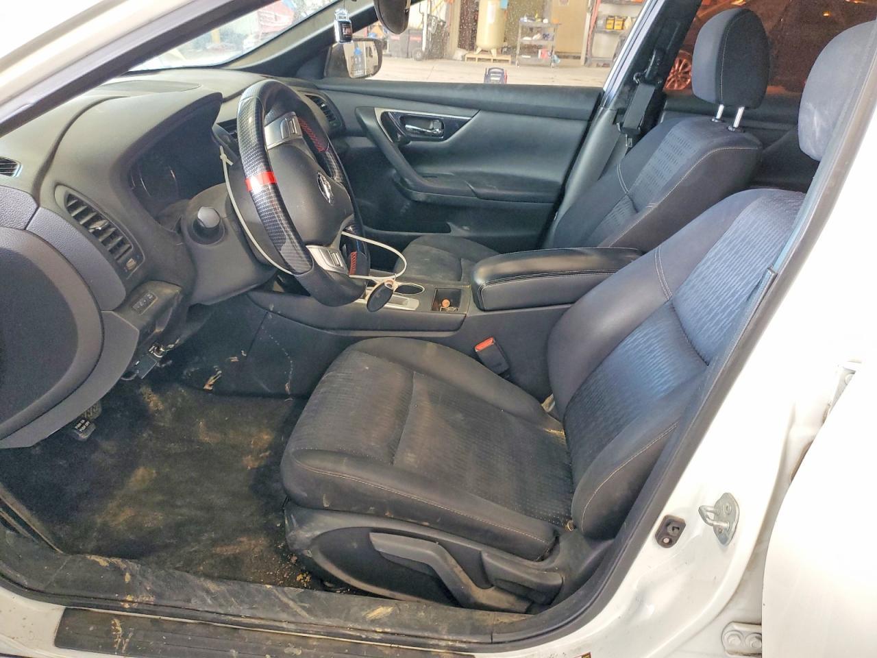 2016 NISSAN ALTIMA