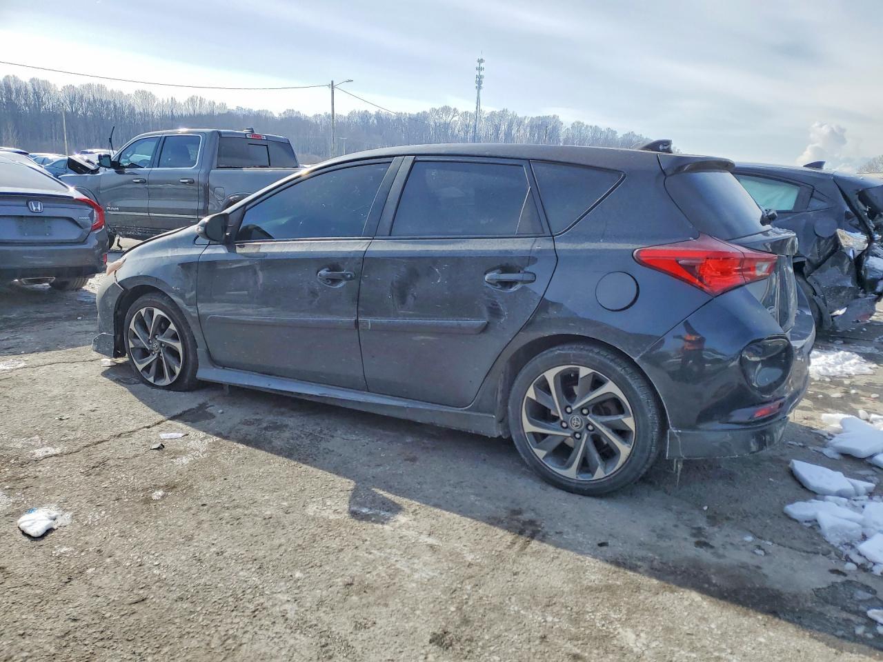 2018 TOYOTA COROLLA