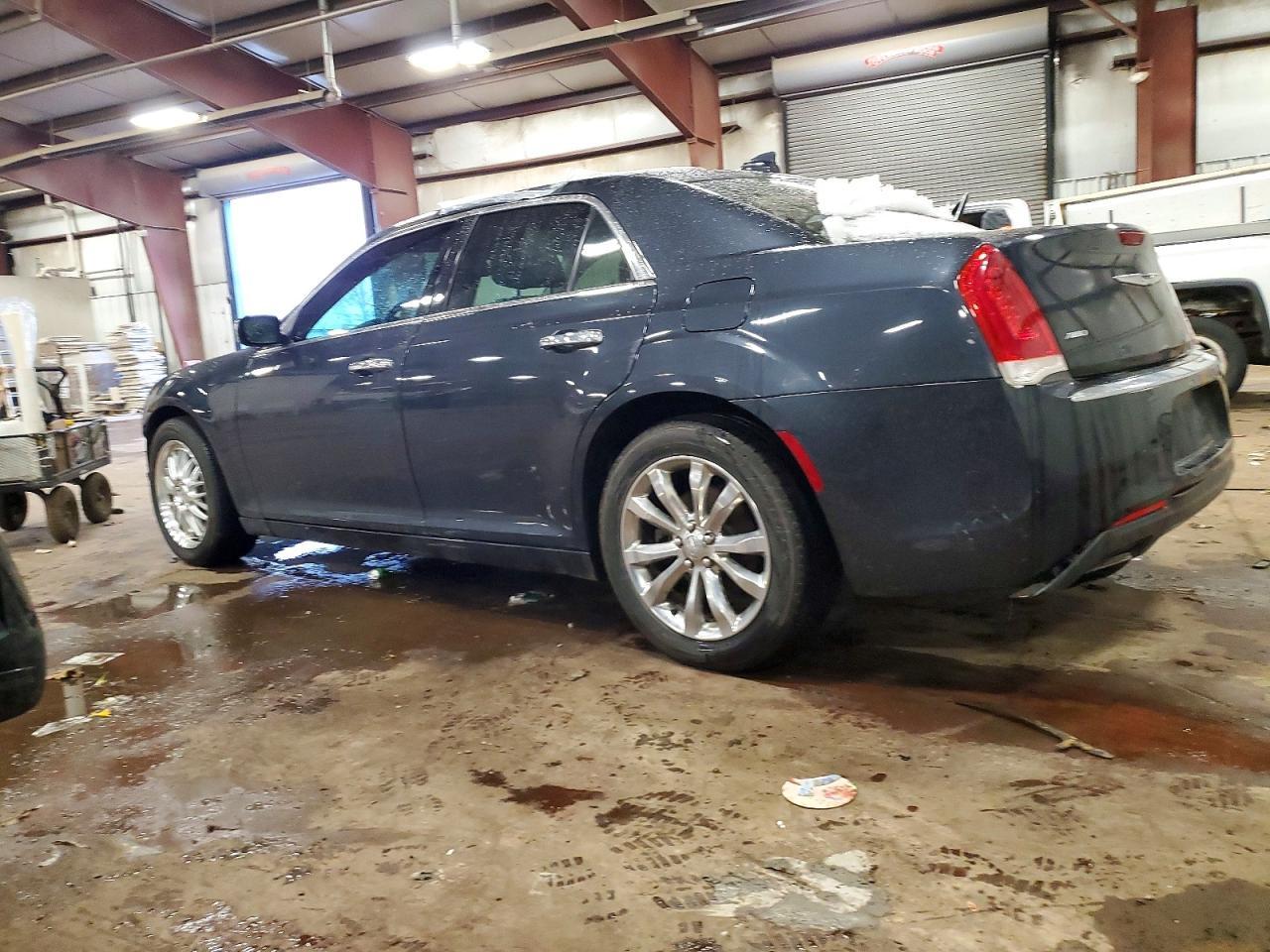 2017 CHRYSLER 300