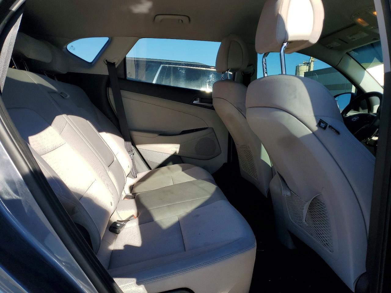 2018 HYUNDAI TUCSON