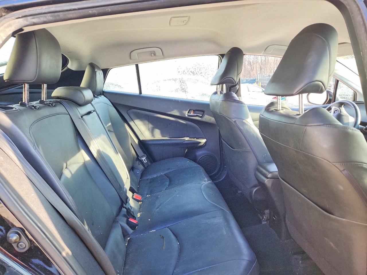 2017 TOYOTA PRIUS
