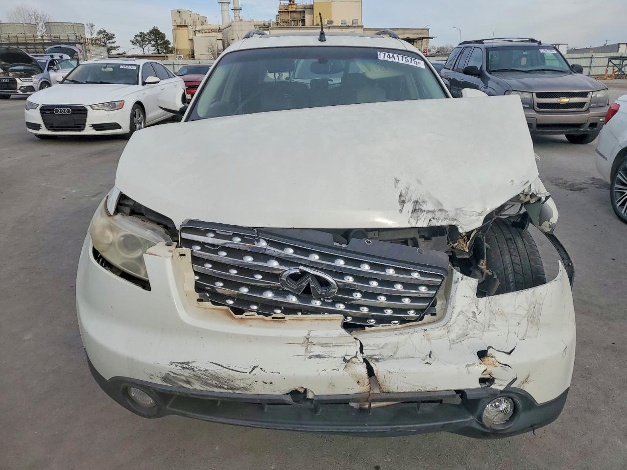 2005 INFINITI FX35