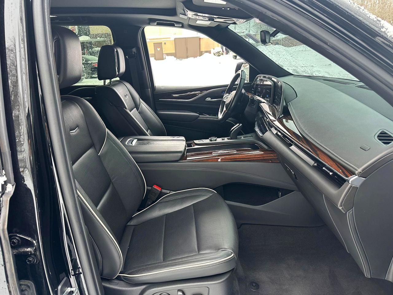2023 CADILLAC Escalade ESV