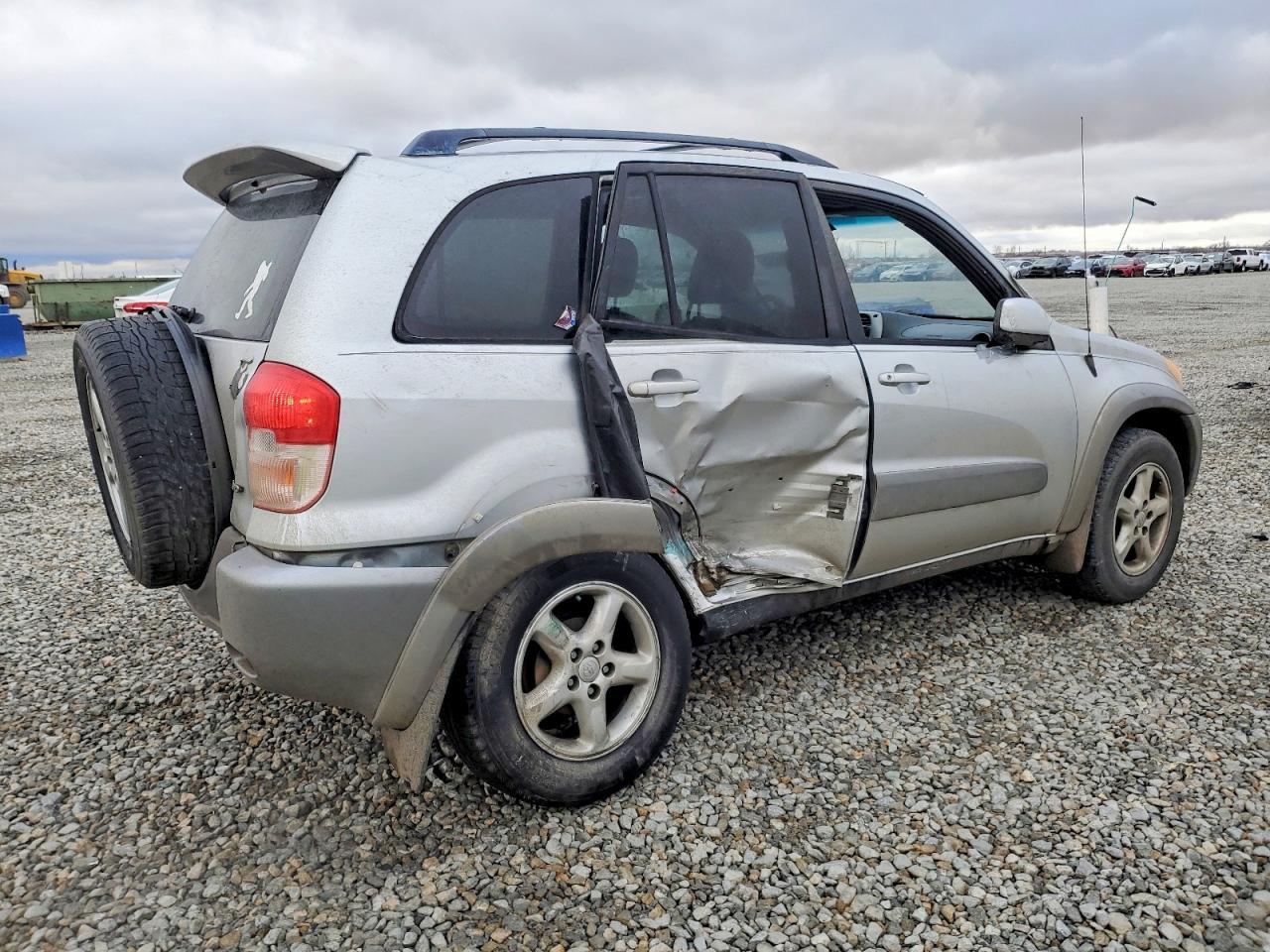 2001 TOYOTA RAV4