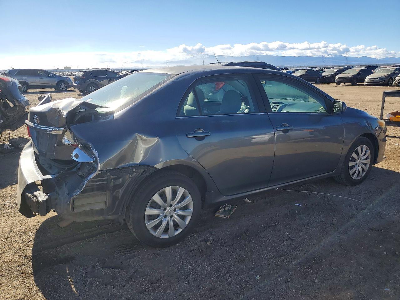 2013 TOYOTA COROLLA