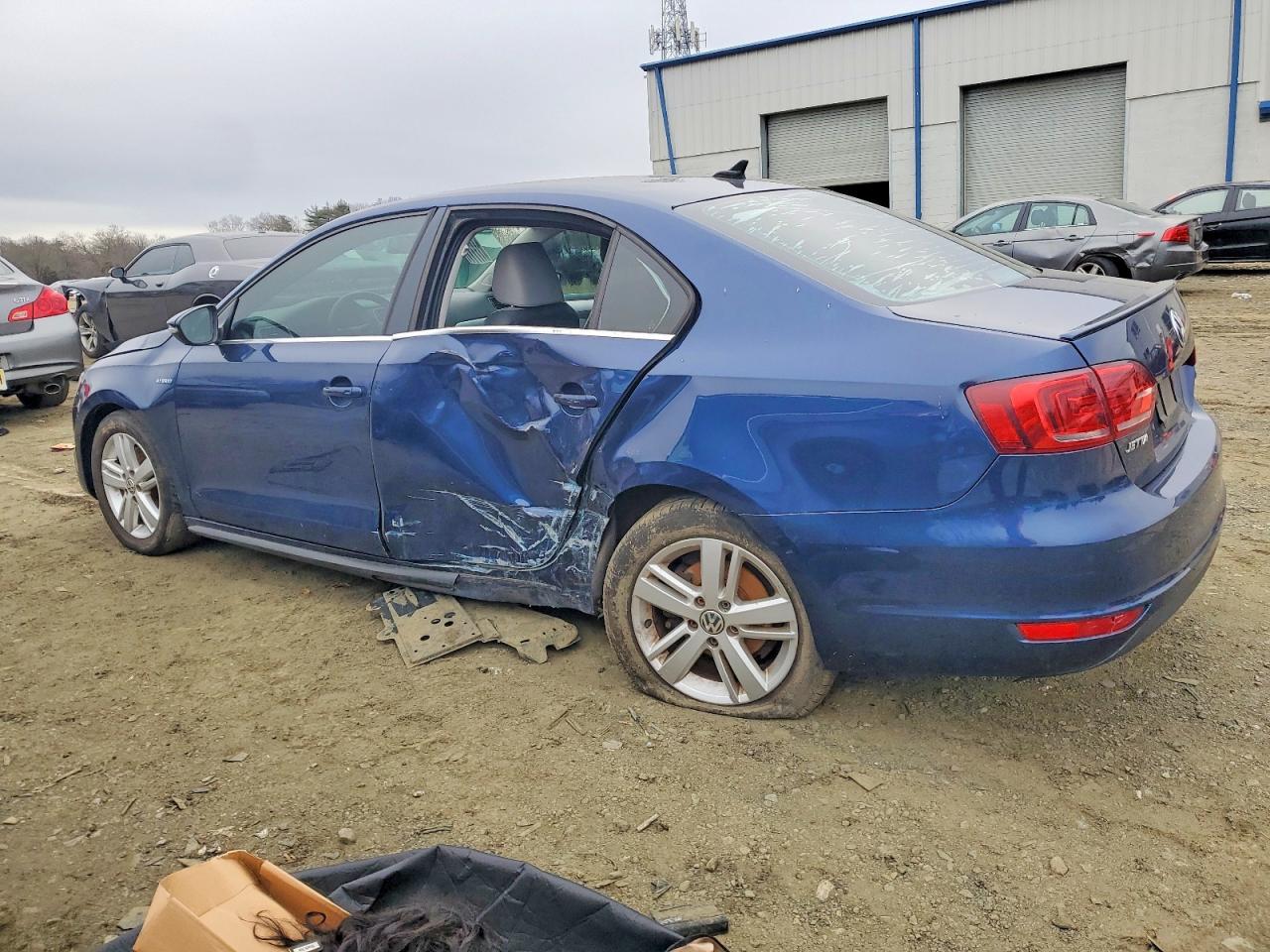 2013 VOLKSWAGEN JETTA
