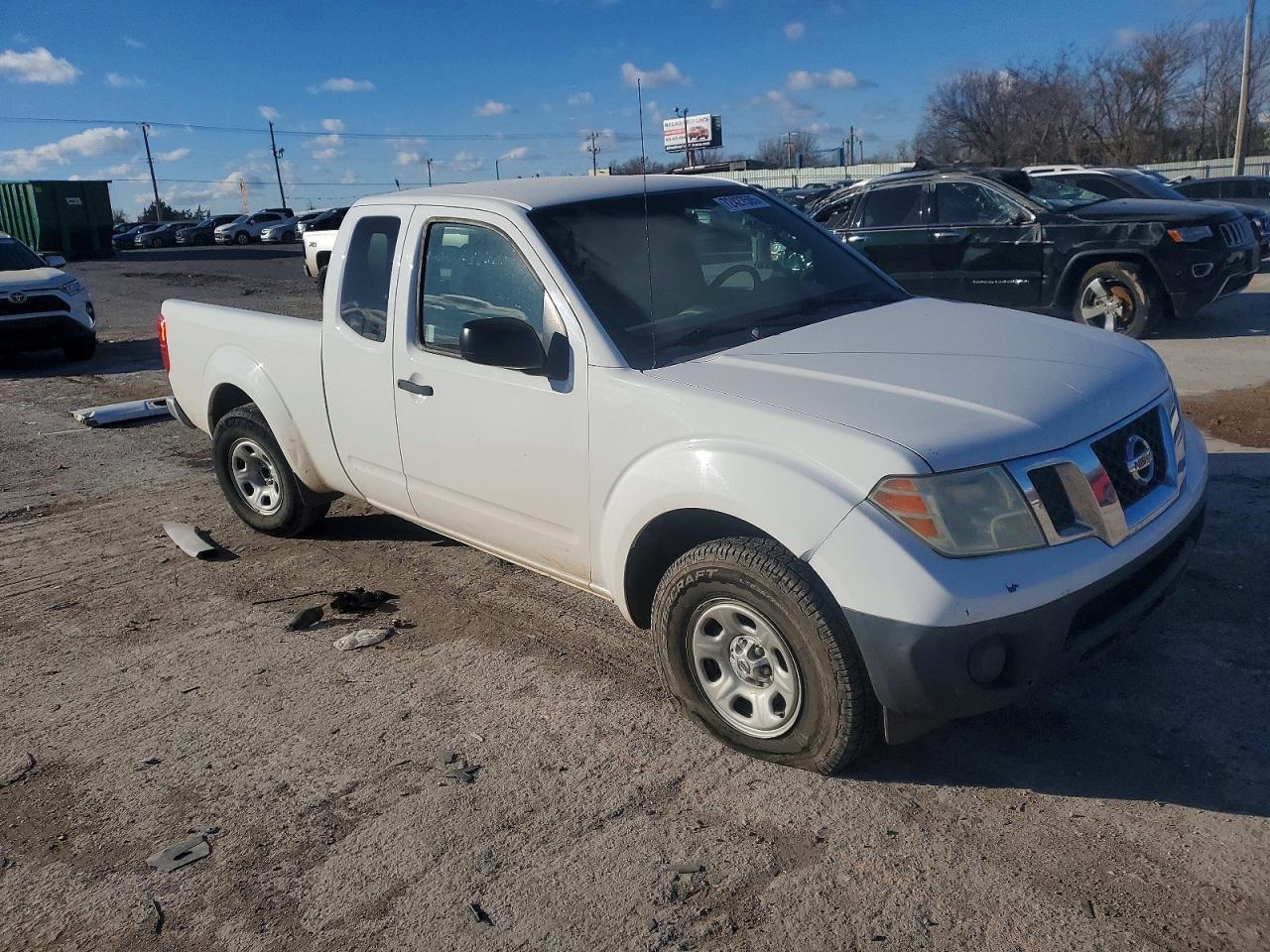 2012 NISSAN Frontier