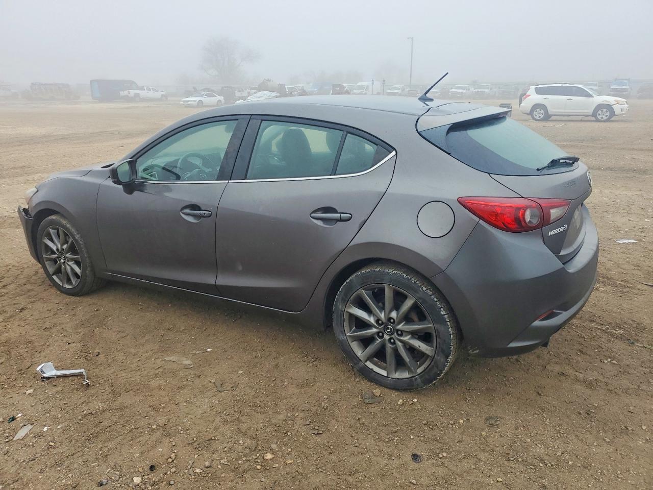2018 MAZDA 3