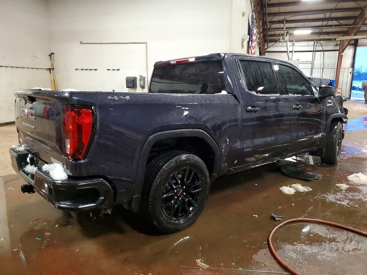 2024 GMC Sierra