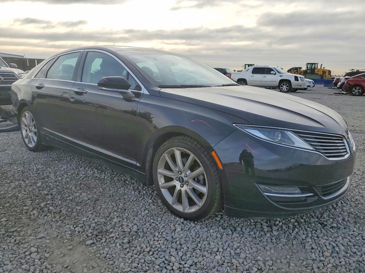 2016 LINCOLN MKZ