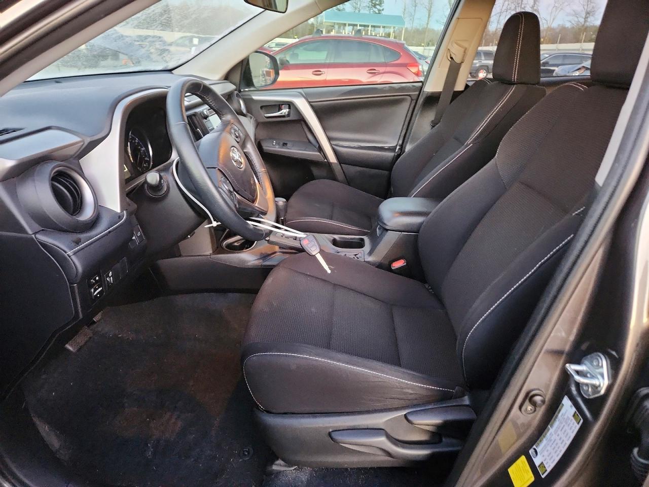 2016 TOYOTA RAV4