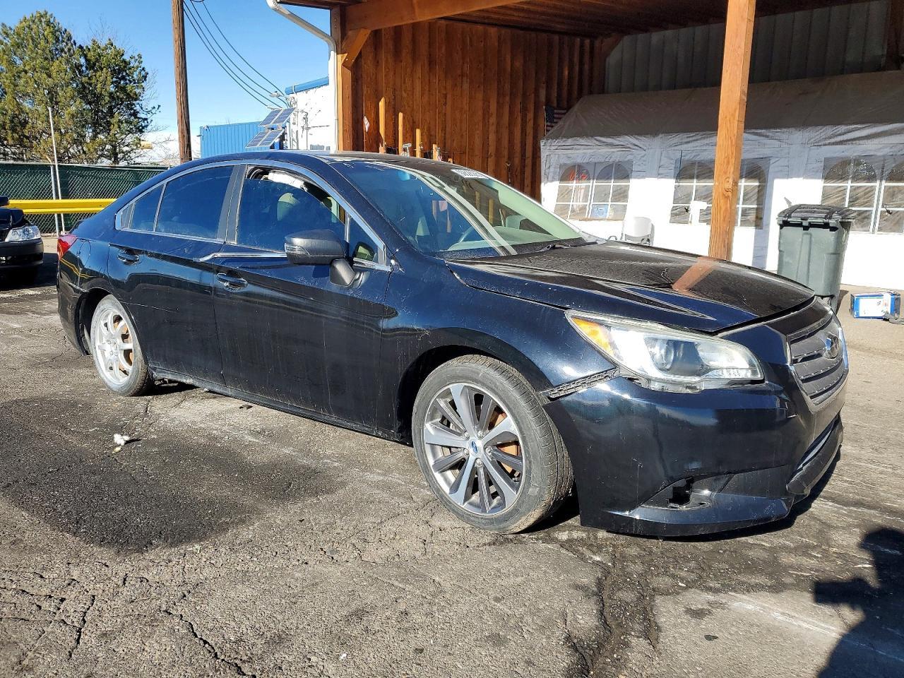 2017 SUBARU Legacy