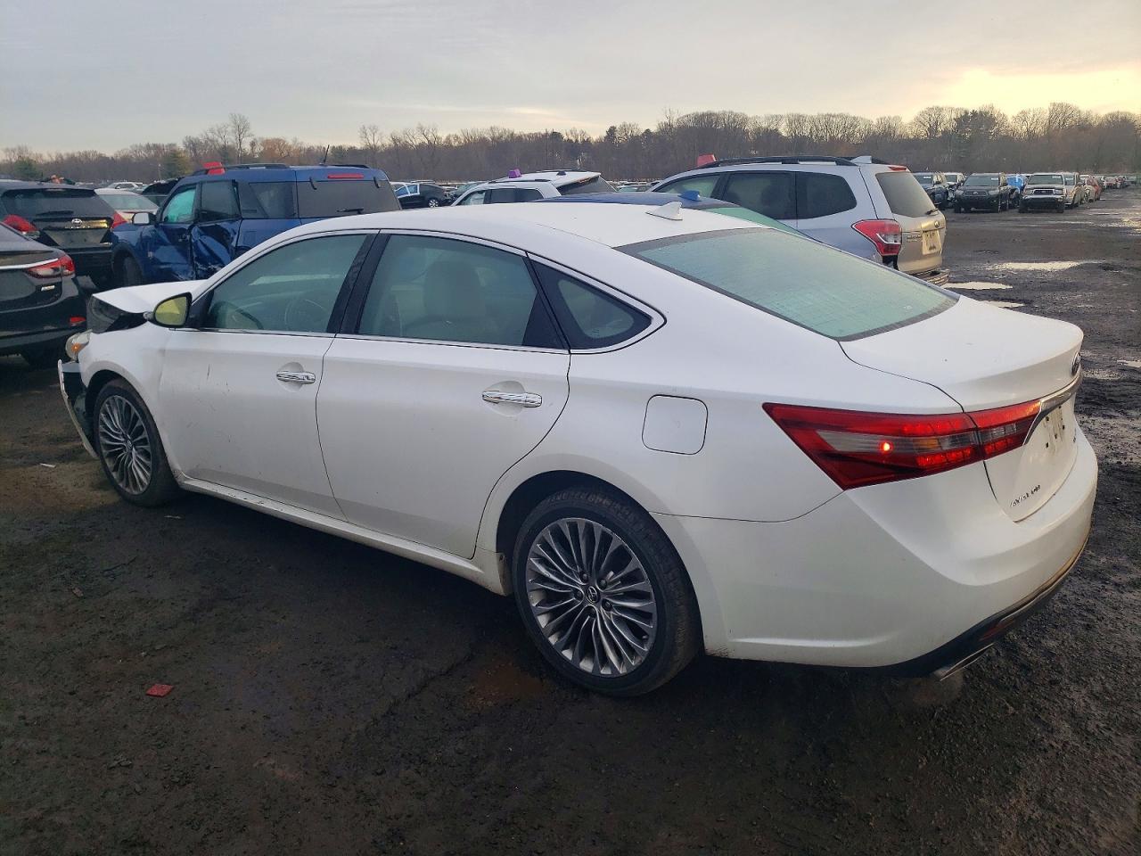 2016 TOYOTA Avalon