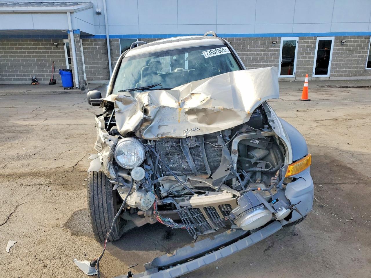 2005 JEEP Liberty