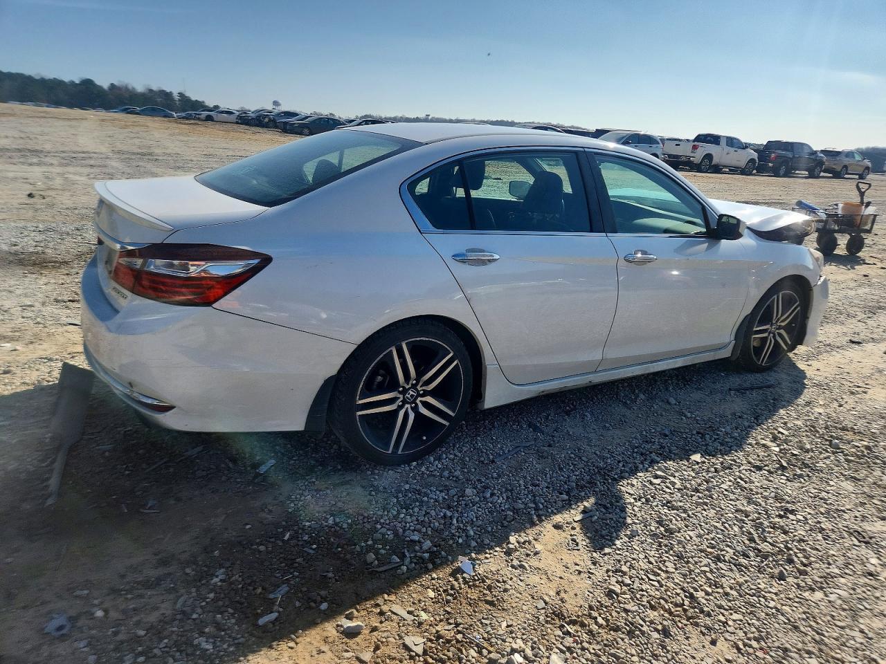 2016 HONDA ACCORD