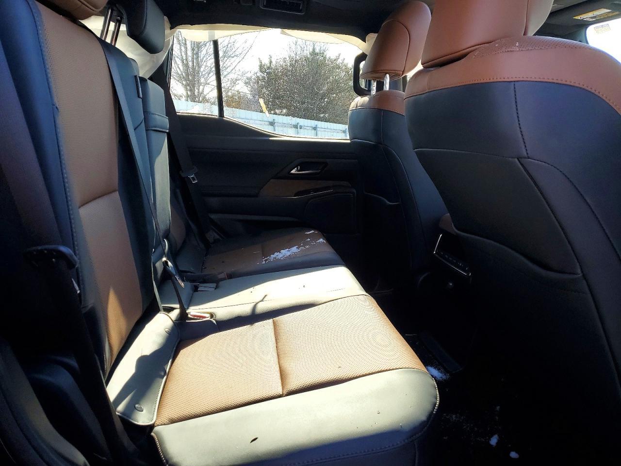 2024 LEXUS GX 550