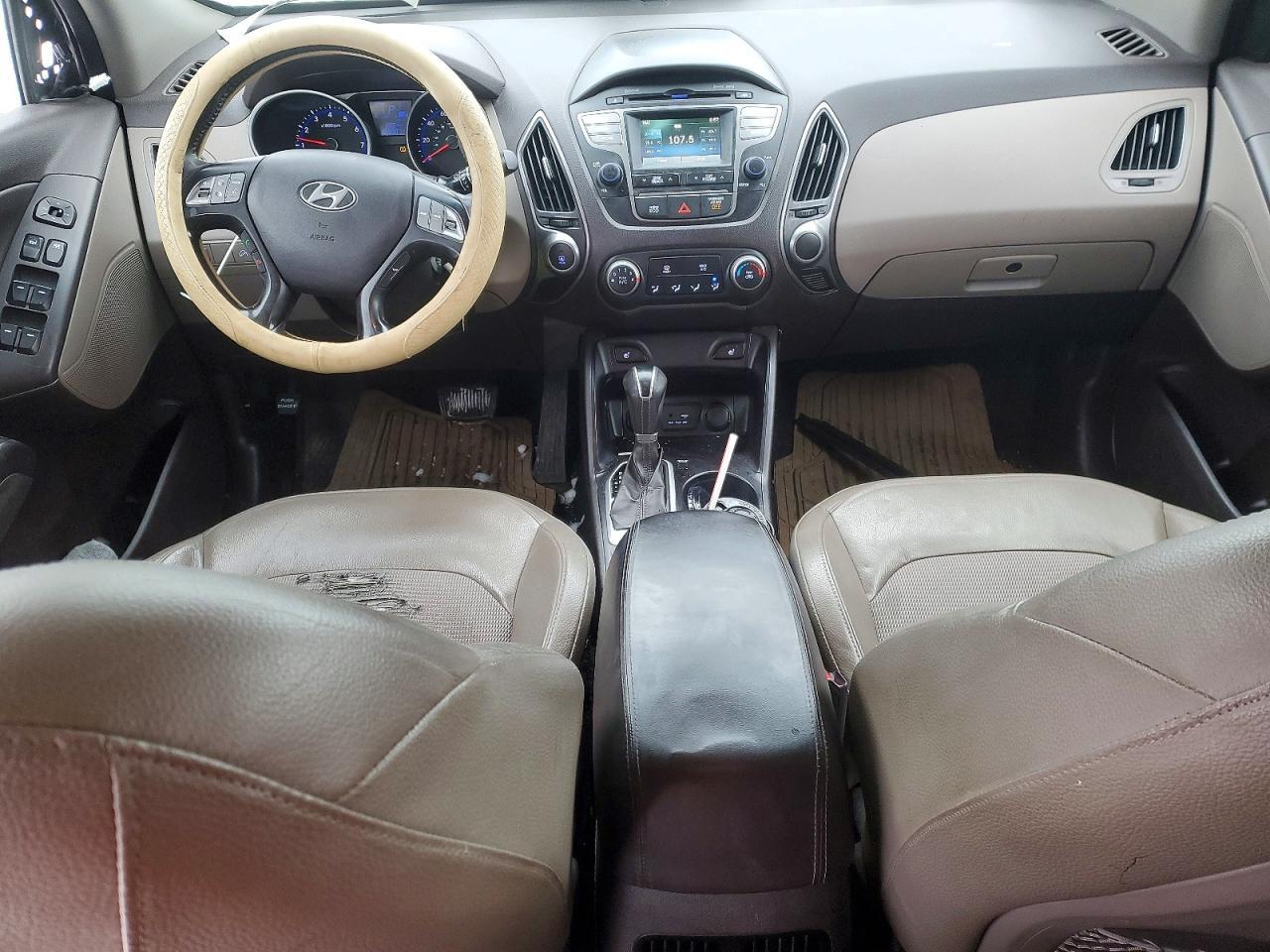 2015 HYUNDAI TUCSON