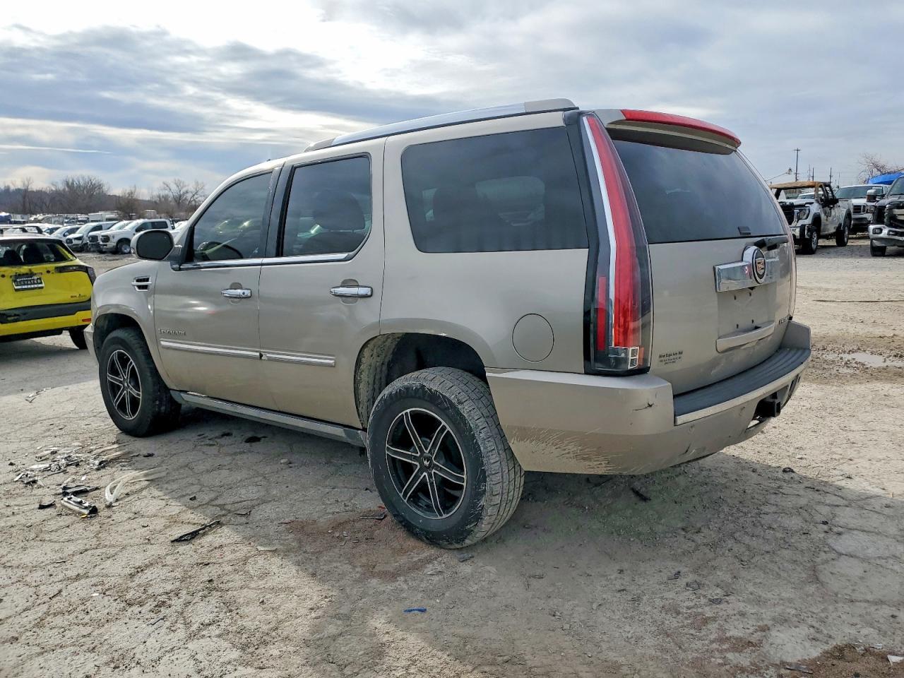 2008 CADILLAC ESCALADE