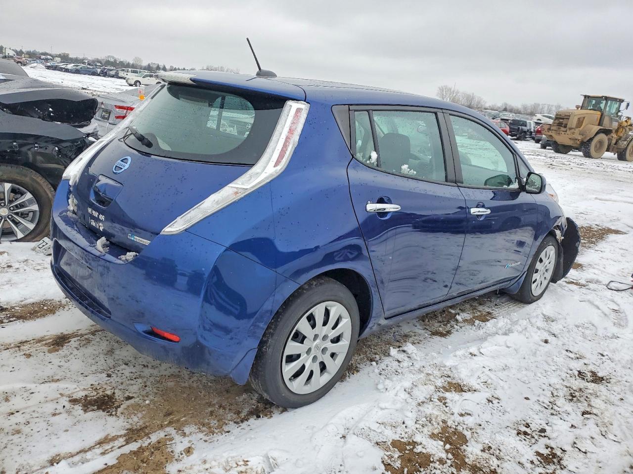 2016 NISSAN LEAF