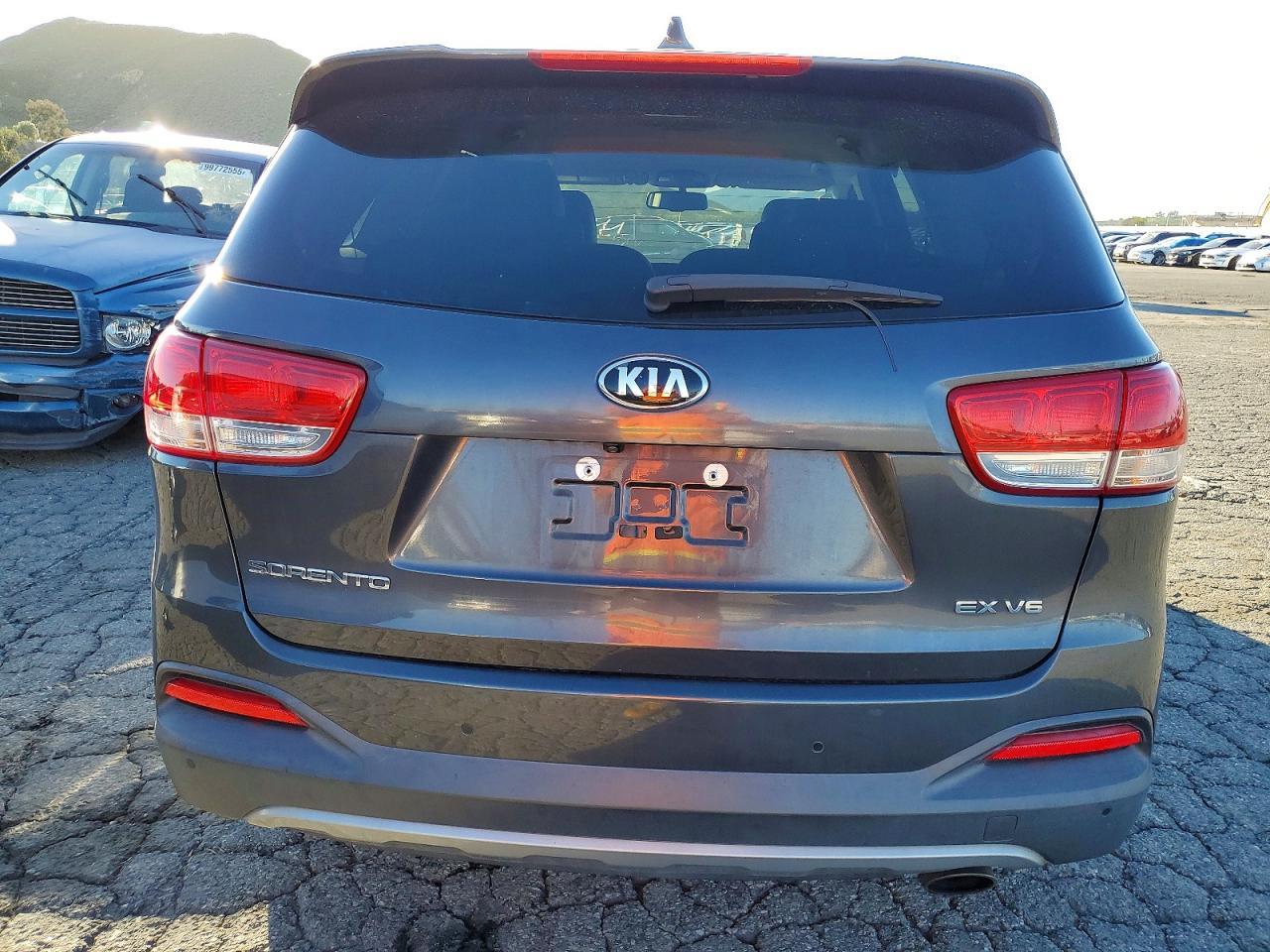 2017 KIA SORENTO
