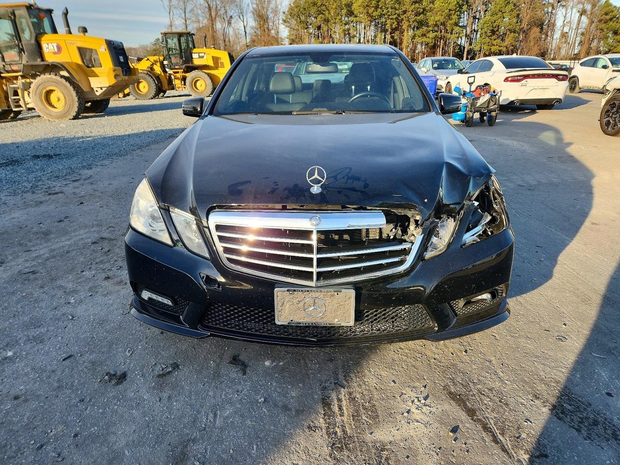 2011 MERCEDES-BENZ E-Class