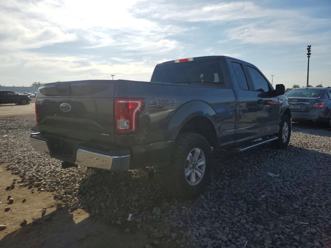 2015 FORD F-150