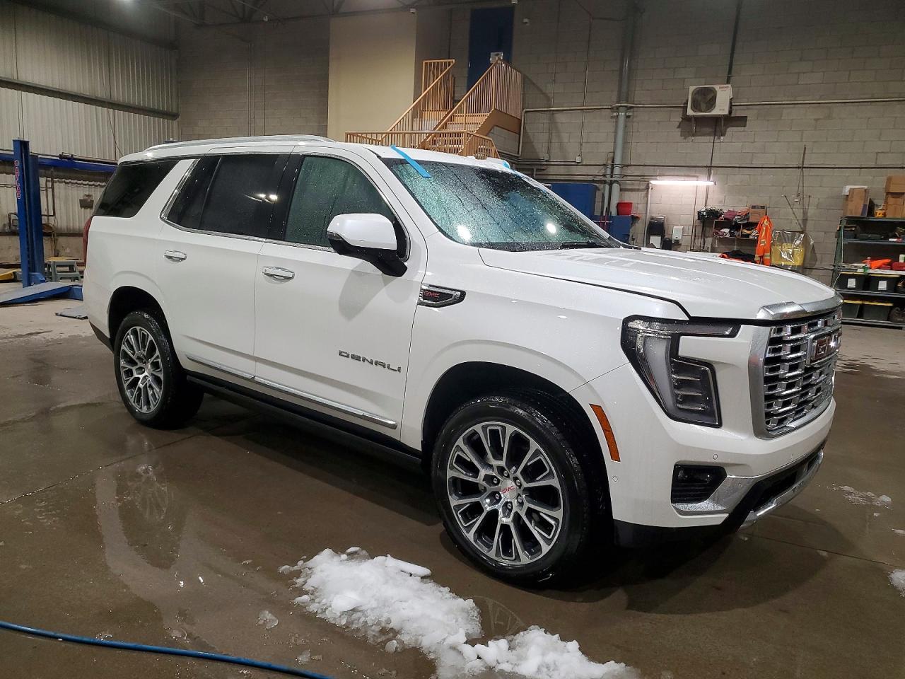 2025 GMC Yukon