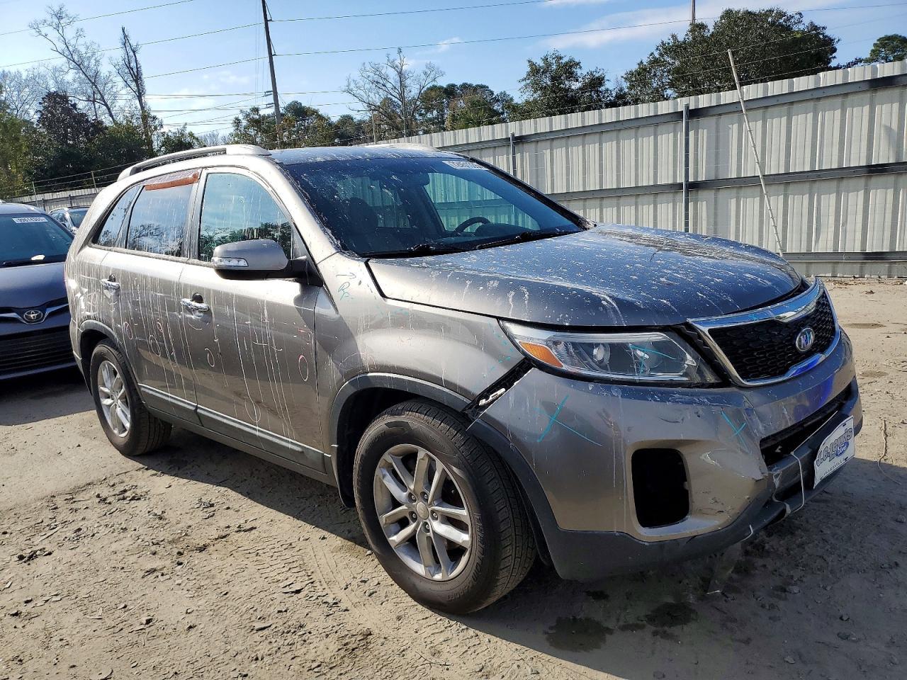 2015 KIA SORENTO