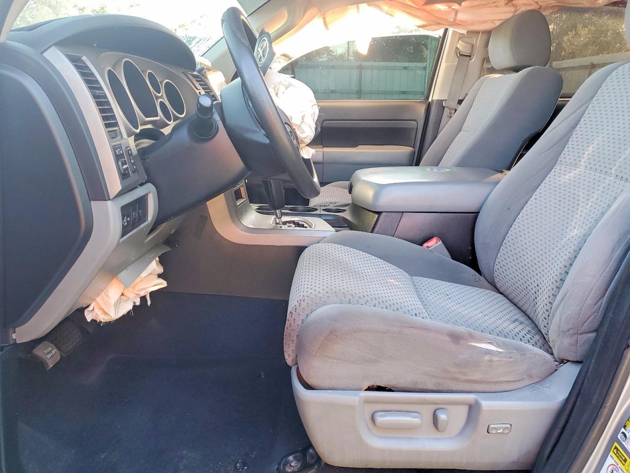 2012 TOYOTA TUNDRA