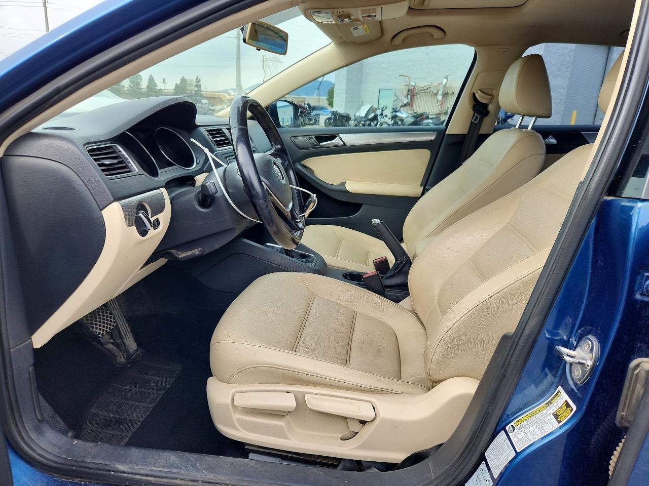 2017 VOLKSWAGEN JETTA